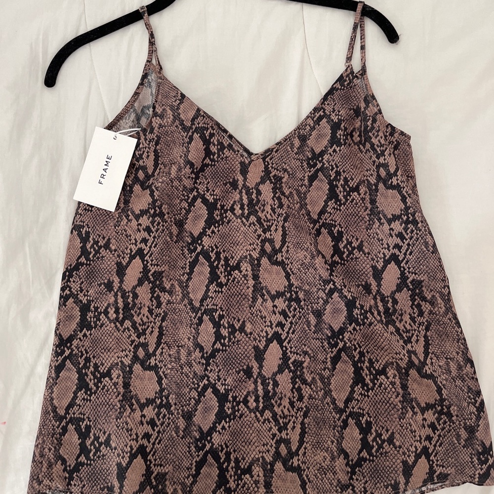 Frame snake skin tank top.